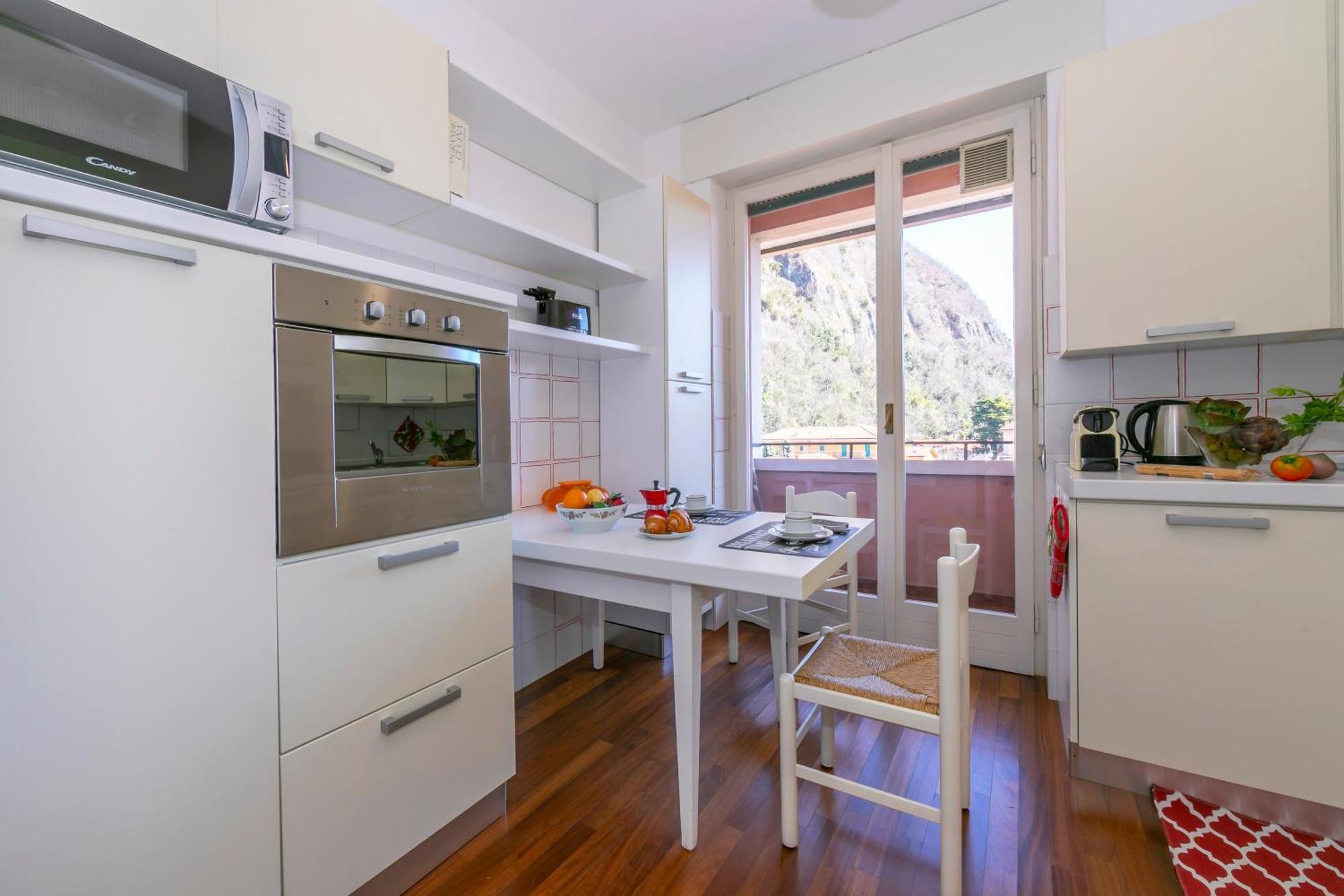 Appartamento Il Golfo Lake View - Happy Rentals Laveno Exterior photo